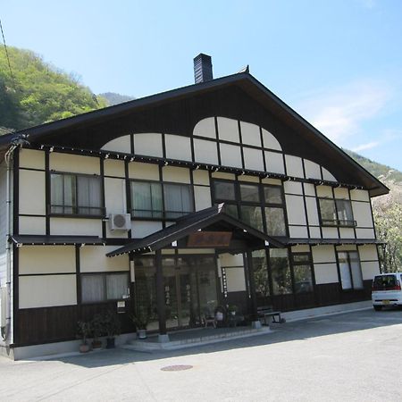 Suisensou Hotel Такаяма Екстериор снимка
